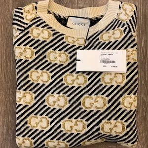 Gucci sweater NWT small